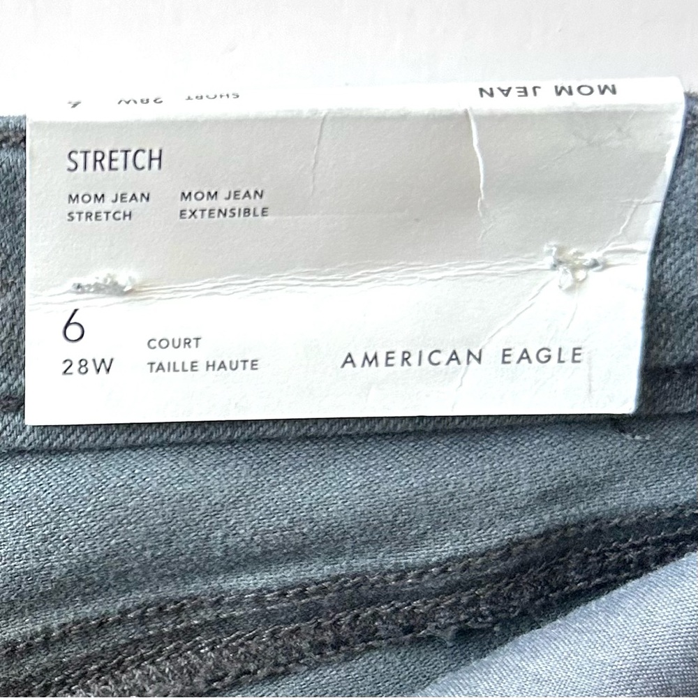 🍒(A464) NWT American Eagle Mom Jean Stretch. Dark Gray. Size: 6/28W Short - Picture 6 of 13